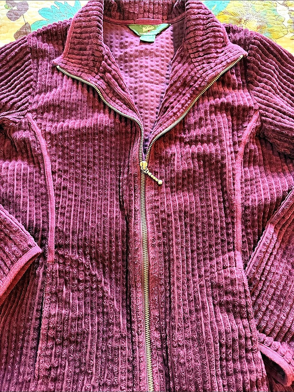Woolrich Wide Wale Corduroy Full Zip Jacket deep Burgundy Medium